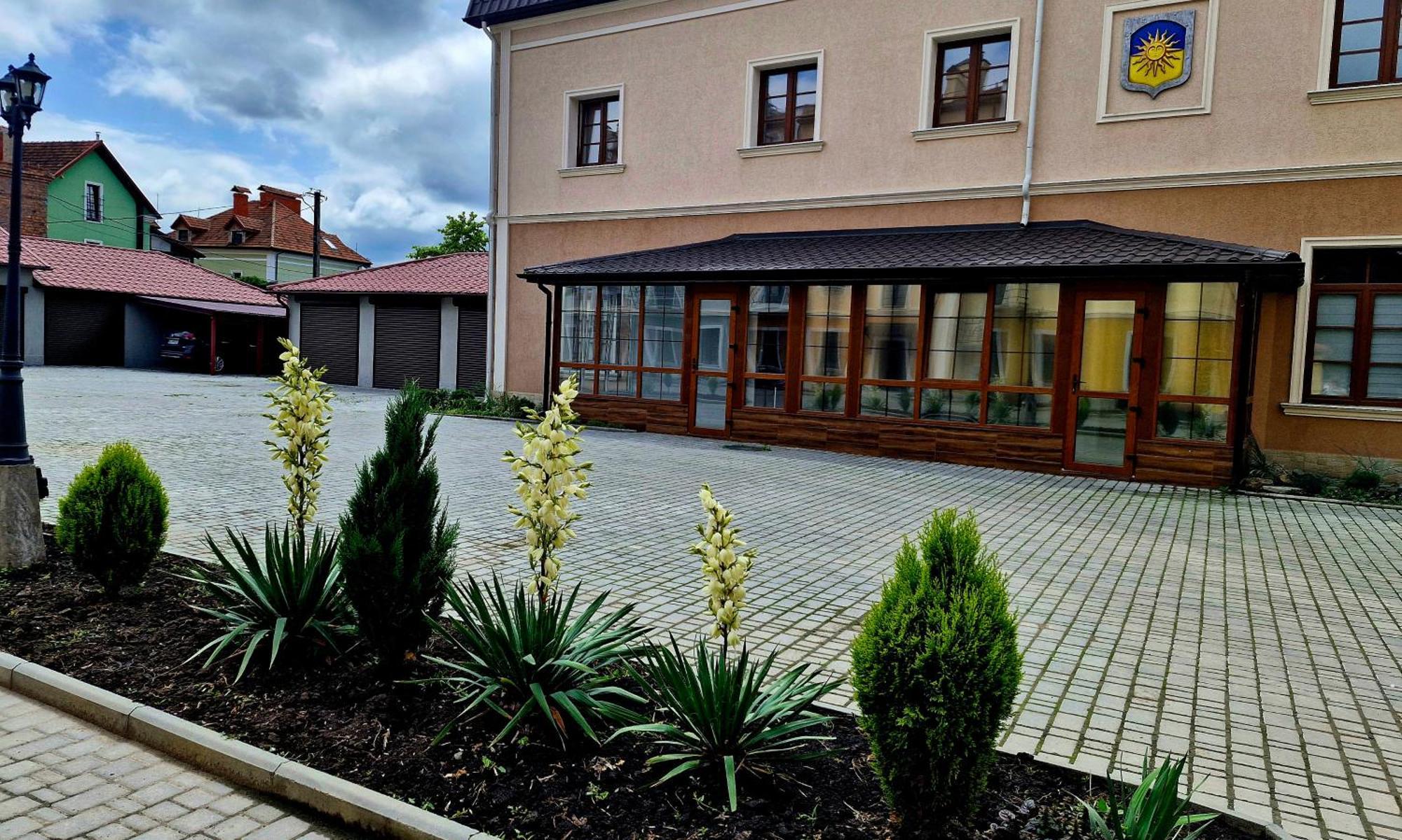 Апартаменти - Історія З Вікна Kamianets-Podilskyi Exterior foto